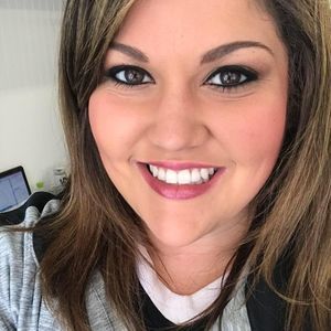 Meet your Posher, Whitni